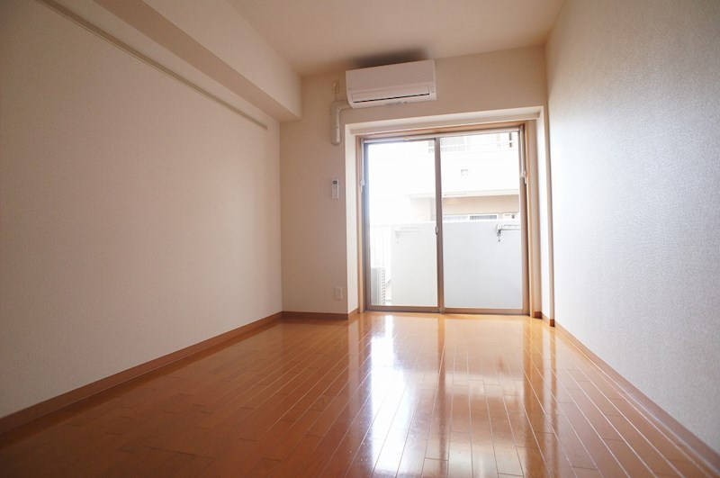 居室・リビング　内見予約受付中 お気軽にお問い合わせ下さい♪