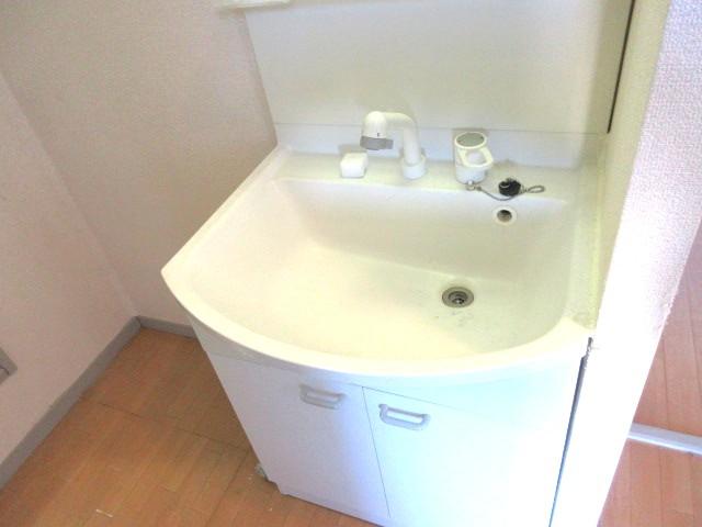 洗面設備　洗髪洗面台