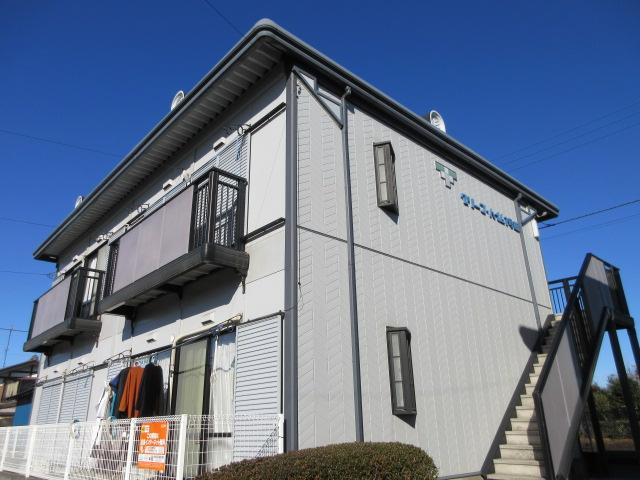 建物外観　軽量鉄骨造