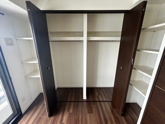 収納　※別部屋の写真です