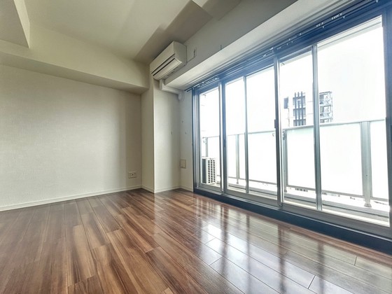 居室・リビング　※別部屋の写真です