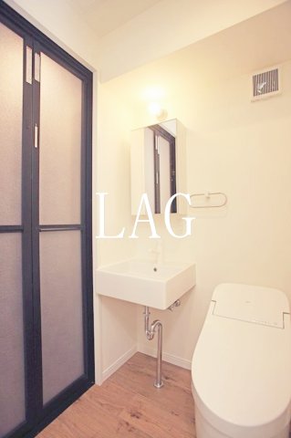 洗面設備　洗面台です。