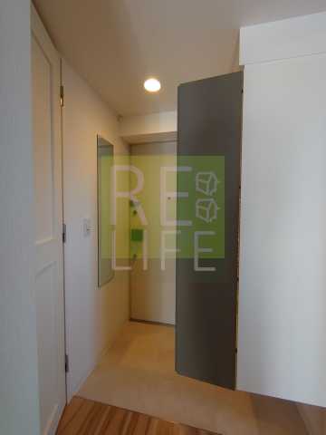 玄関　リライフ浅草店