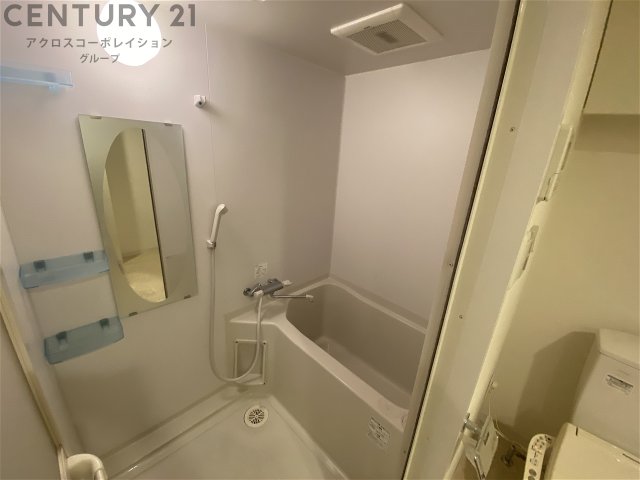 バス・シャワールーム　シンプルで清潔感のある浴室です♪