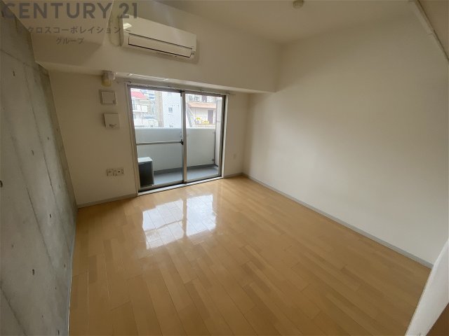 居室・リビング　エアコン付きで初期費用を抑えられます☆