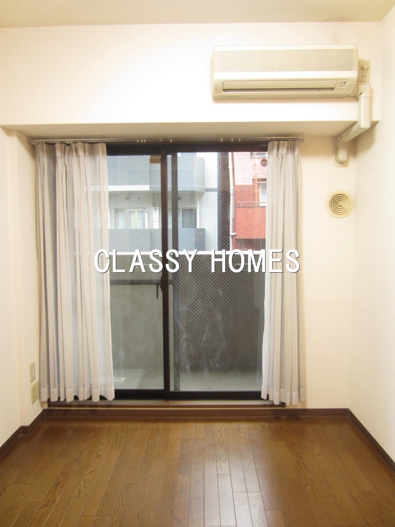 居室・リビング　2002年竣工　アルテリア浜松町：居室