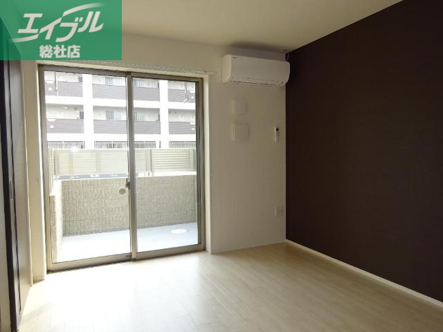 居室・リビング　リビング