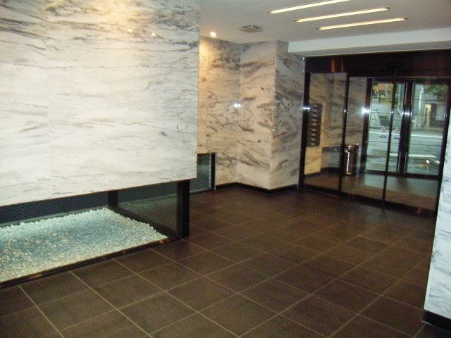 ロビー　タウンハウジングレジデンス事業部　恵比寿店・赤坂店までお問…