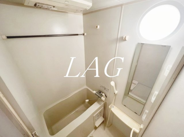 バス・シャワールーム　お風呂です。
