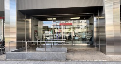 銀行　三菱UFJ銀行柳橋支店（銀行）まで312m
