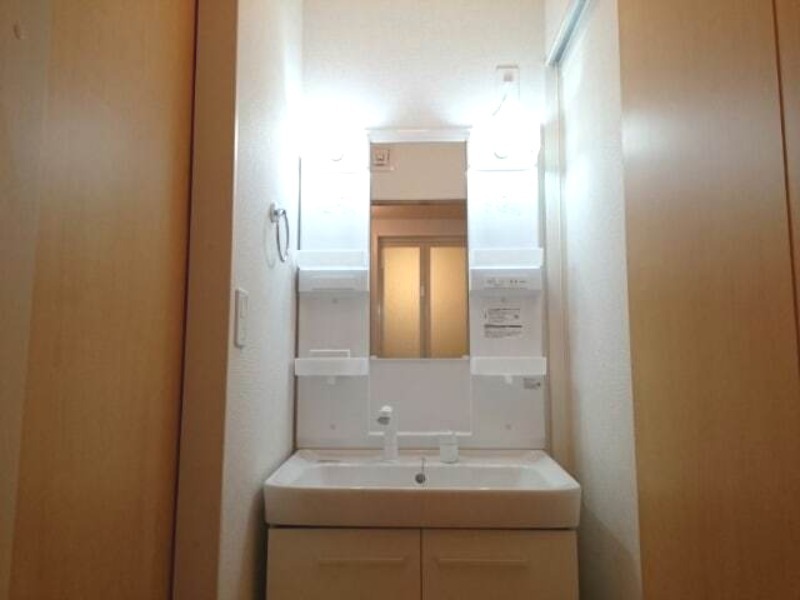 洗面設備　図面と現状に相違がある場合には現状を優先