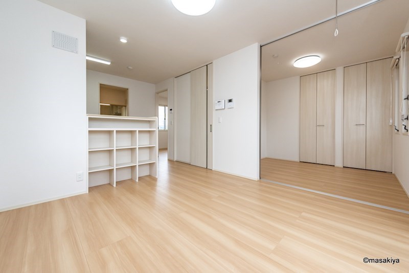 居室・リビング　リビング