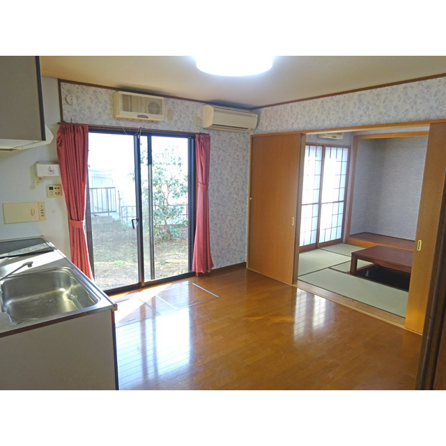 居室・リビング　リビング