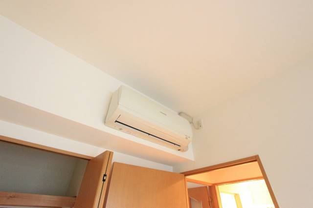 その他設備　空間が広いので大きめのエアコンをどうぞ。