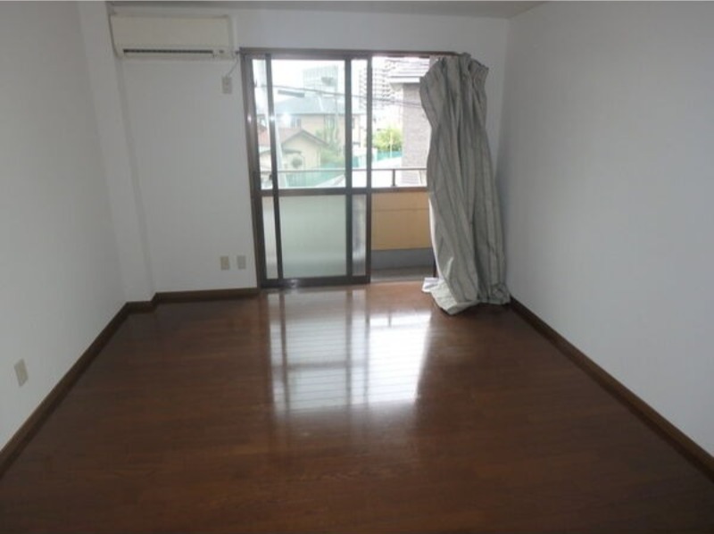 居室・リビング　図面と現状に相違がある場合には現状を優先