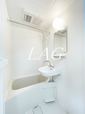 バス・シャワールーム　お風呂です。