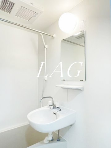 洗面設備　洗面台です。