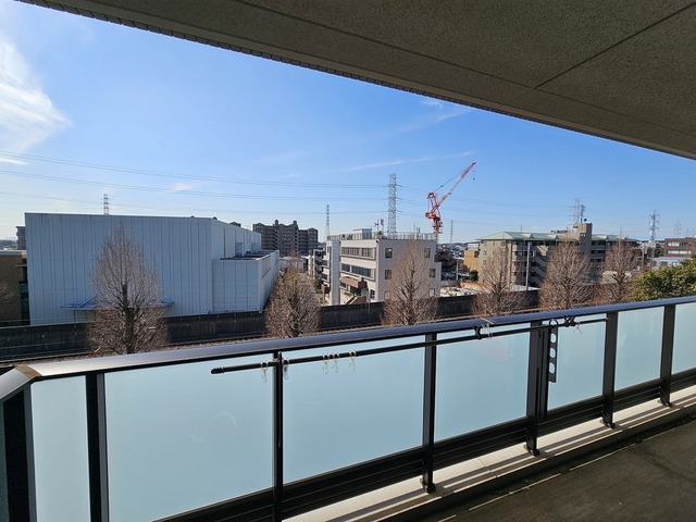 眺望　１５．１４平米のバルコニーからの眺望♪