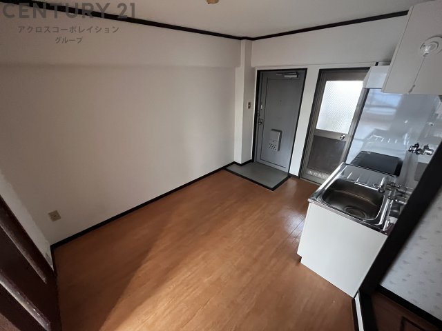 居室・リビング　角部屋住戸で過ごしやすく、おすすめです。