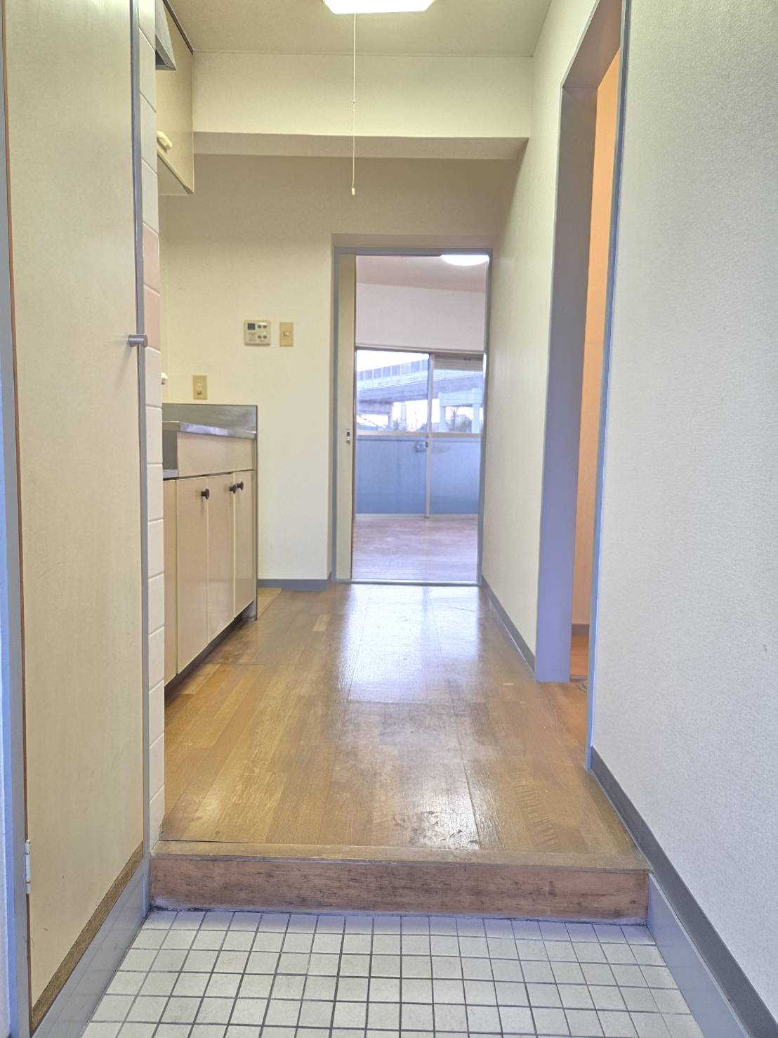 玄関　※別号室