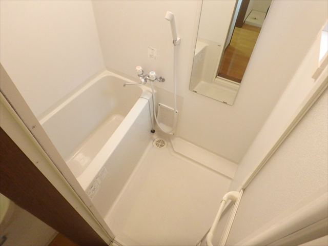 バス・シャワールーム　※同物件参考写真
