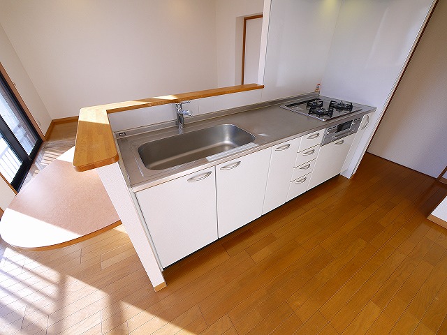 キッチン　キッチンでお料理をお楽しみください