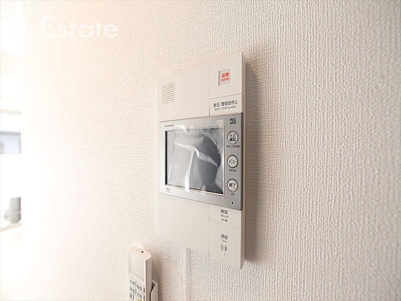 セキュリティ　モニター付きインターホン