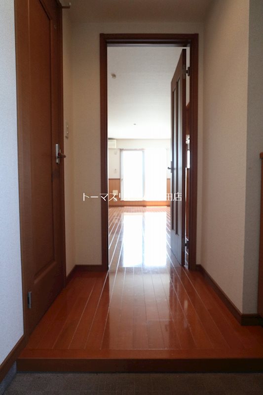 玄関　201号室写真