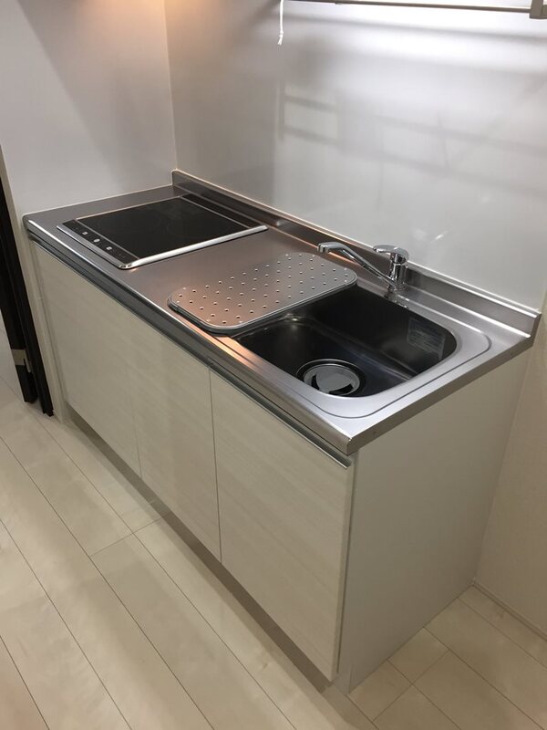 キッチン　火を使わず安心のIH2口コンロ付きのキッチンです♪