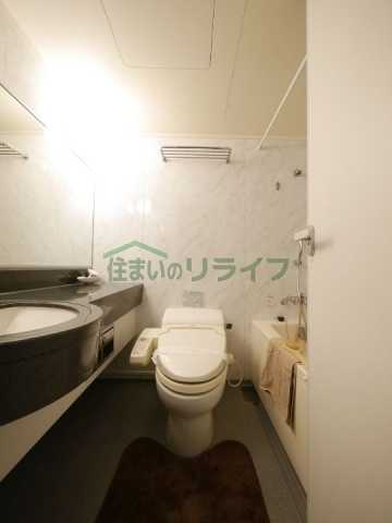 トイレ　カスタリア新宿御苑