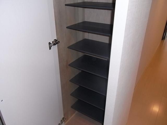 玄関　シューズボックス