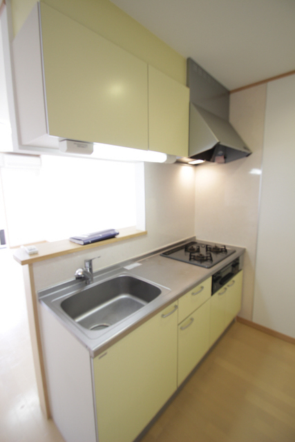 キッチン　※同階の中部屋のお写真です