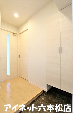 玄関　※新築の為写真はイメージです。