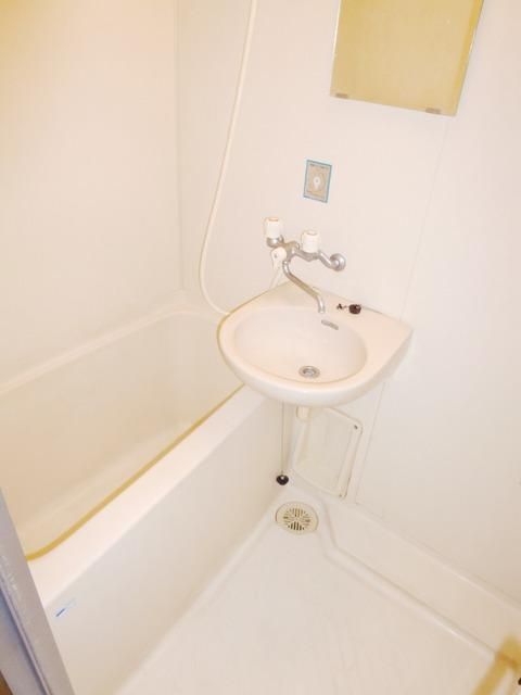 バス・シャワールーム　★嬉しいバストイレ別★