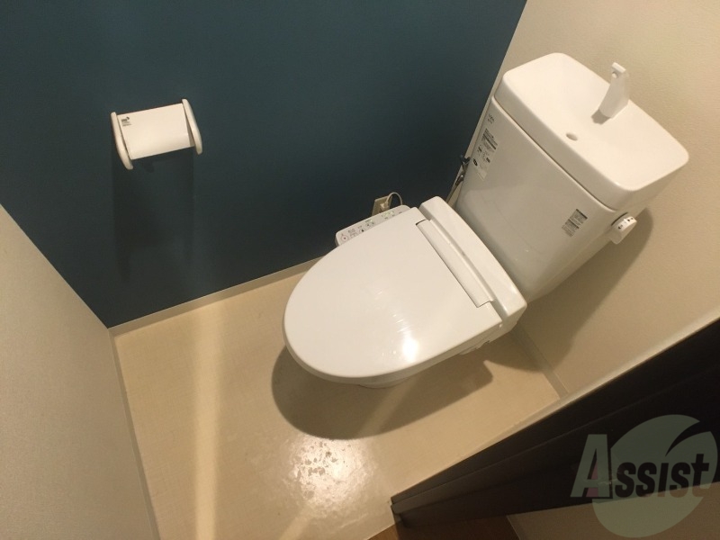 トイレ　こちらはトイレです。清潔感があり、安心して使用できます。