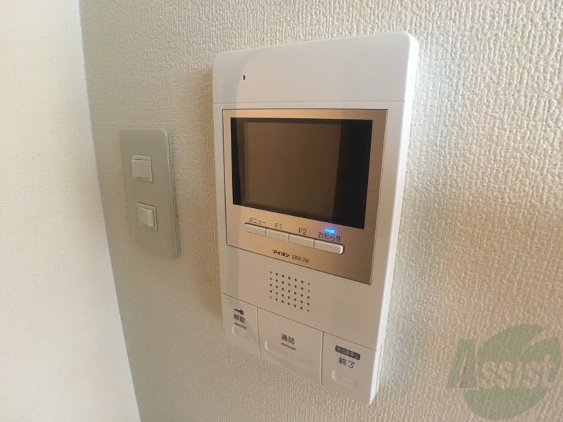 セキュリティ　インターホンで来客確認ができます。安心ですね。