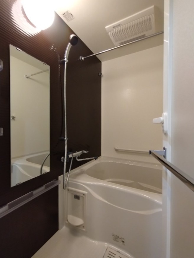 バス・シャワールーム　風呂