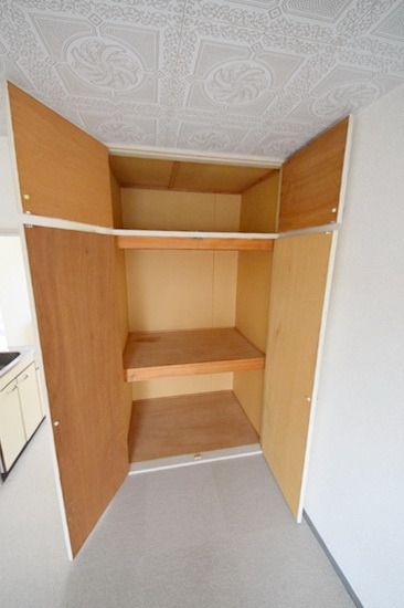 収納　～収納も天袋付きでたくさん入りますよ～
