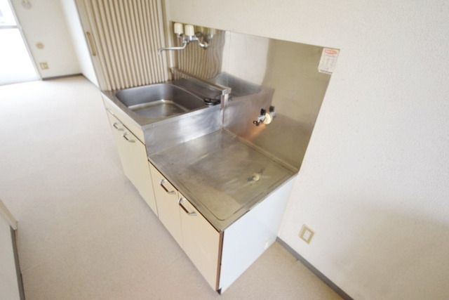 キッチン　～キッチンは２口ガスコンロ設置可キッチン～