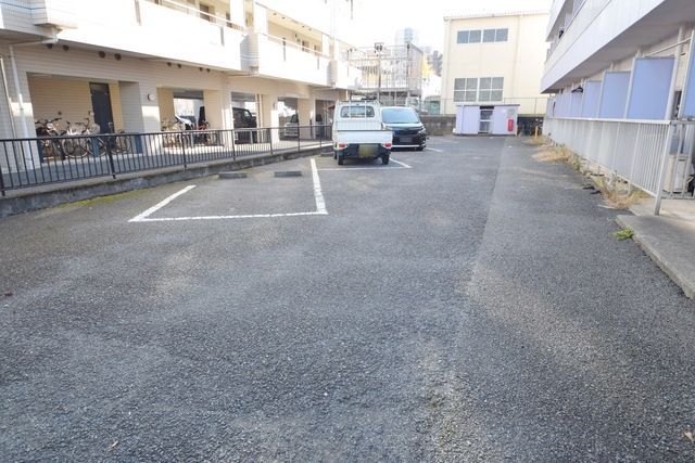 駐車場　★敷地内駐車場★