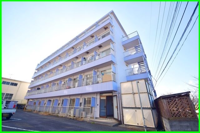 建物外観　★駅から徒歩７分★