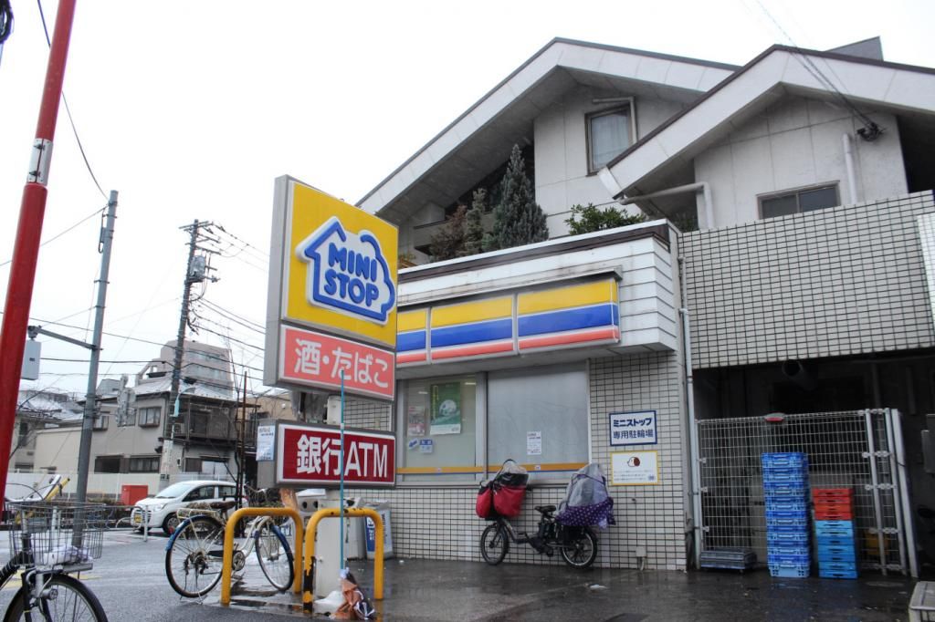 コンビニ　ミニストップ（コンビニ）まで214m