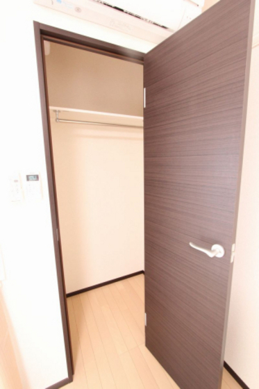 収納　※別部屋の写真です