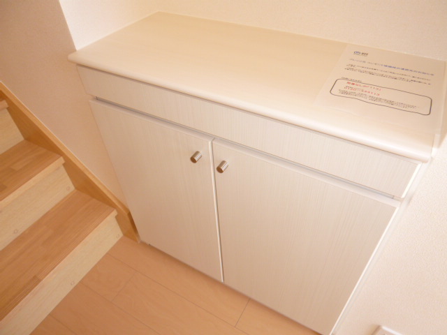 玄関　シューズボックス