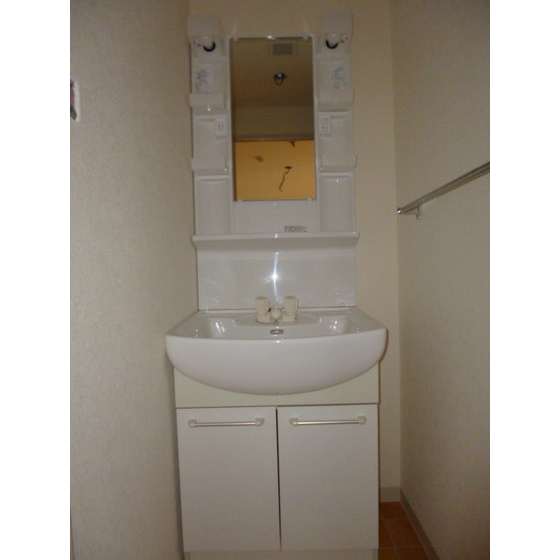 洗面設備　洗面所です