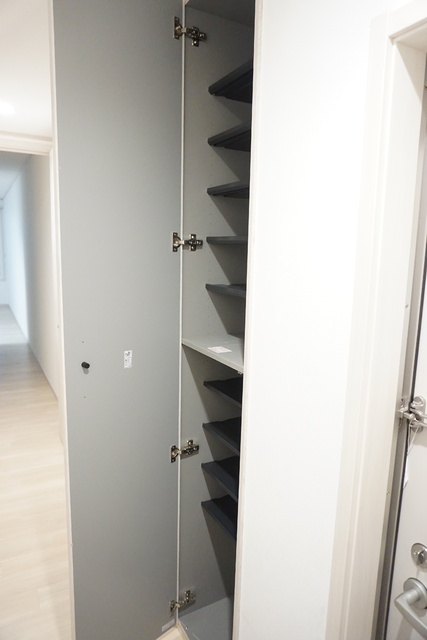 玄関　シューズボックス