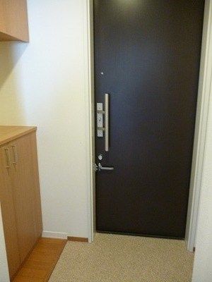 玄関　アプリ田端　北区田端1