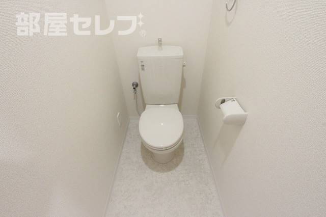 トイレ　４０５号室の写真です