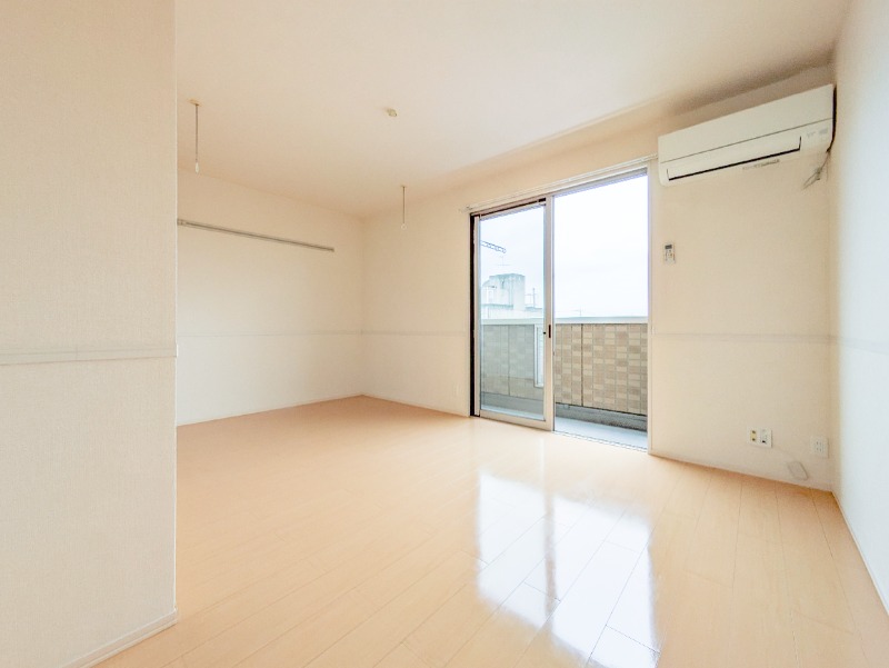 居室・リビング　図面と現状に相違がある場合には現状を優先