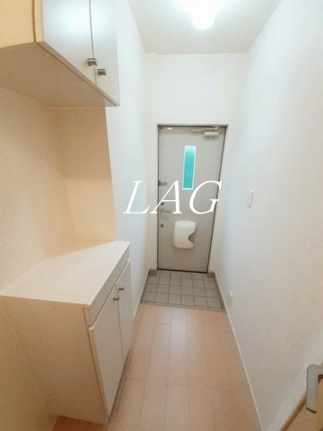 玄関　玄関です。